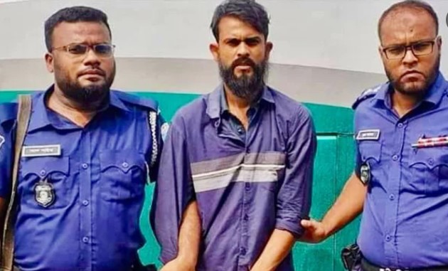 প্রতিমা ভাঙচুরের ঘটনায় যুবলীগকর্মীকে গ্রেপ্তার।